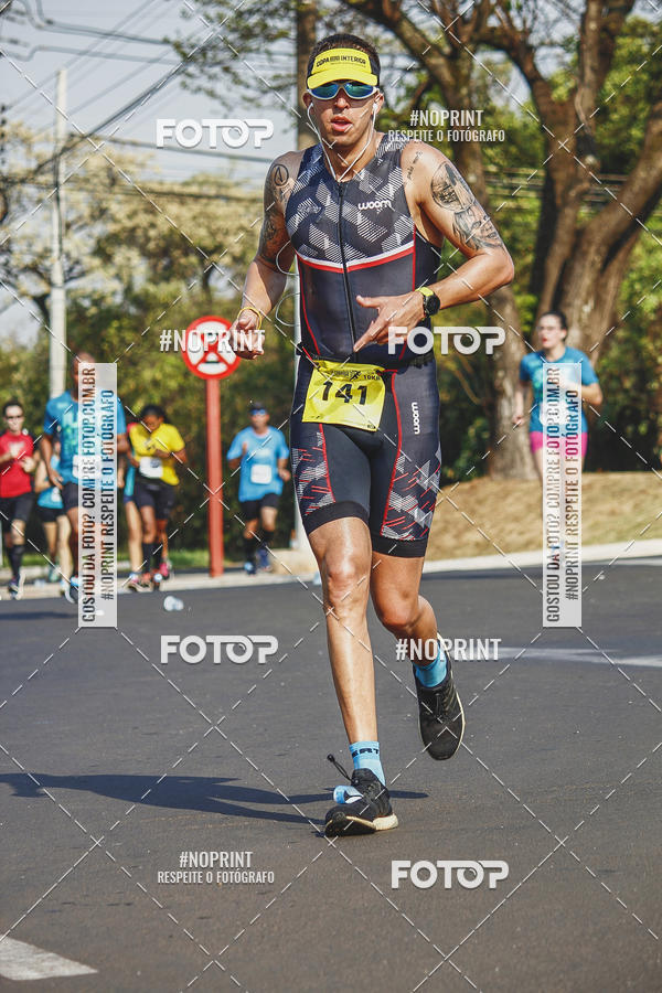 Achetez vos photos de l'vnement2 Corrida Shopping Jaragu sur Fotop