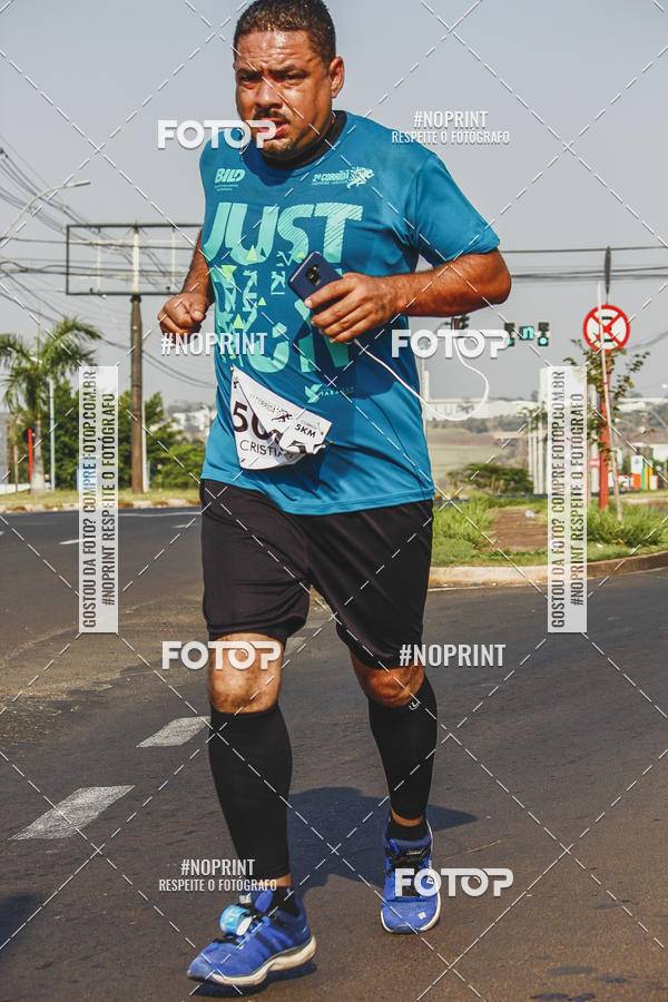 Achetez vos photos de l'vnement2 Corrida Shopping Jaragu sur Fotop