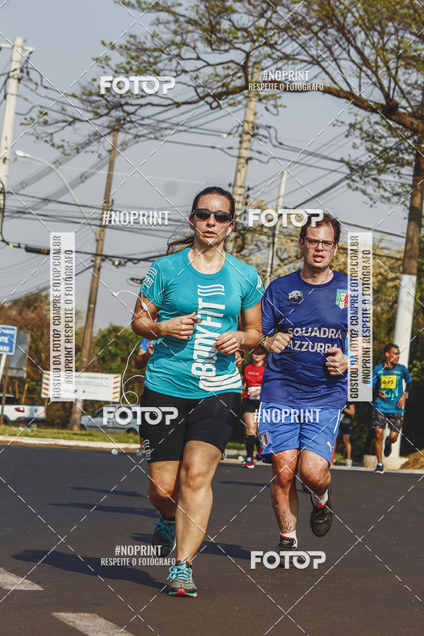 Achetez vos photos de l'vnement2 Corrida Shopping Jaragu sur Fotop