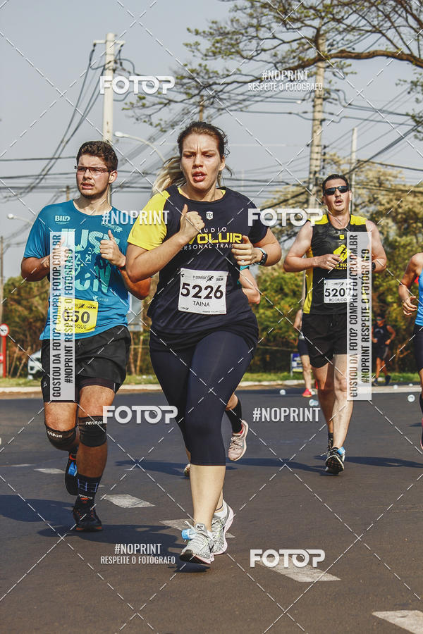 Achetez vos photos de l'vnement2 Corrida Shopping Jaragu sur Fotop
