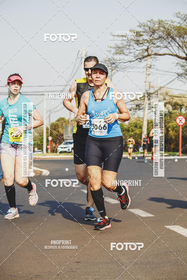 Achetez vos photos de l'vnement2 Corrida Shopping Jaragu sur Fotop