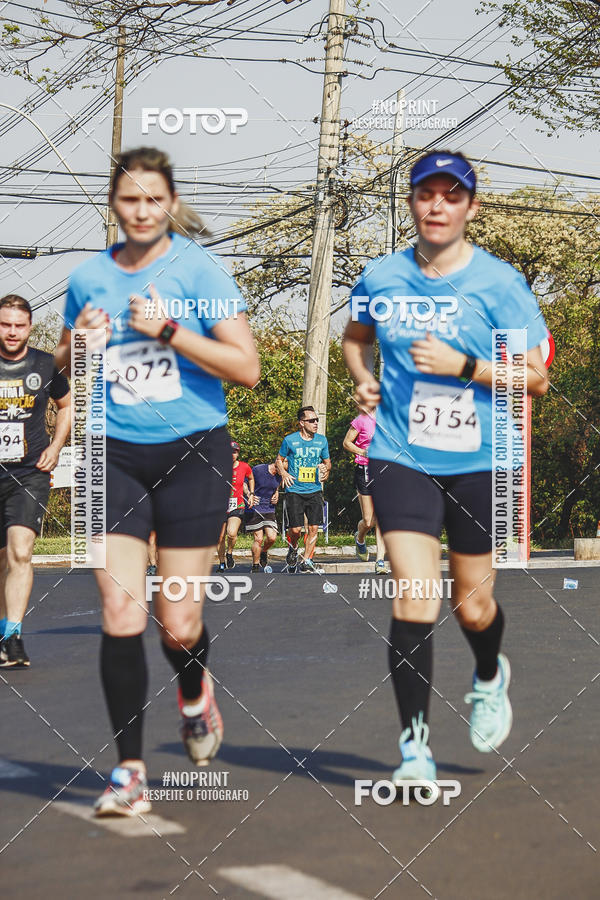 Achetez vos photos de l'vnement2 Corrida Shopping Jaragu sur Fotop
