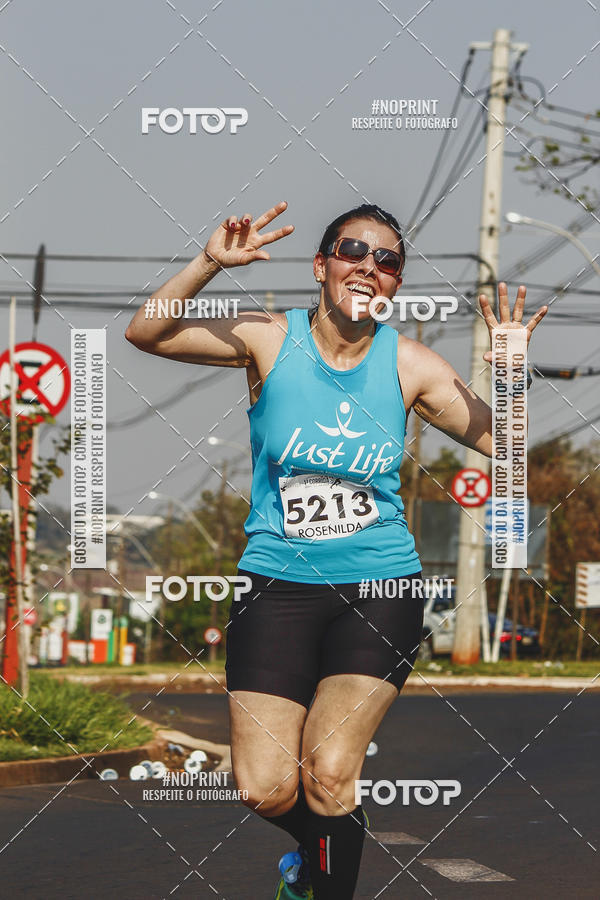 Achetez vos photos de l'vnement2 Corrida Shopping Jaragu sur Fotop