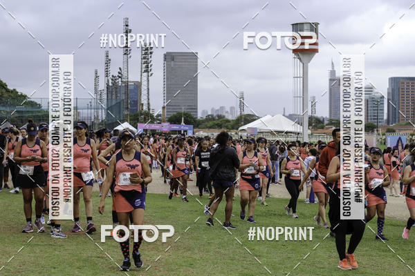 Buy your photos of the eventCorrida Mulher Maravilha - Summer Edition - SP on Fotop