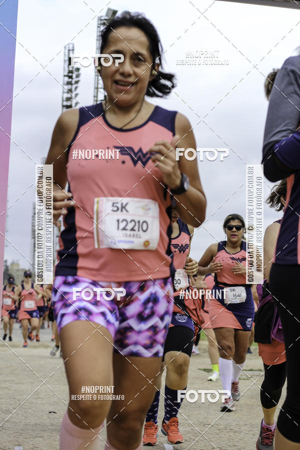 Buy your photos of the eventCorrida Mulher Maravilha - Summer Edition - SP on Fotop