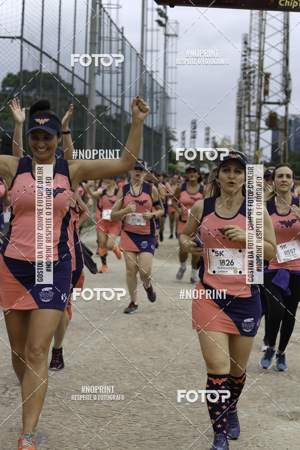 Buy your photos of the eventCorrida Mulher Maravilha - Summer Edition - SP on Fotop