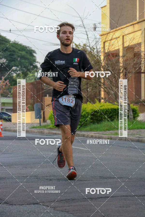 Buy your photos of the eventCircuito Mundial - Etapa Itlia - Curitiba on Fotop