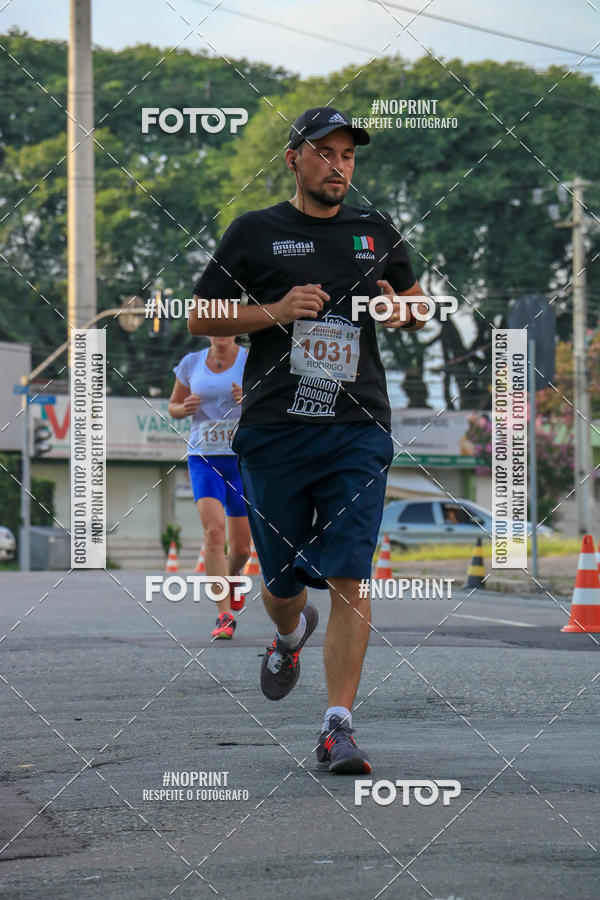 Compra tus fotos del eventoCircuito Mundial - Etapa Itlia - Curitiba En Fotop