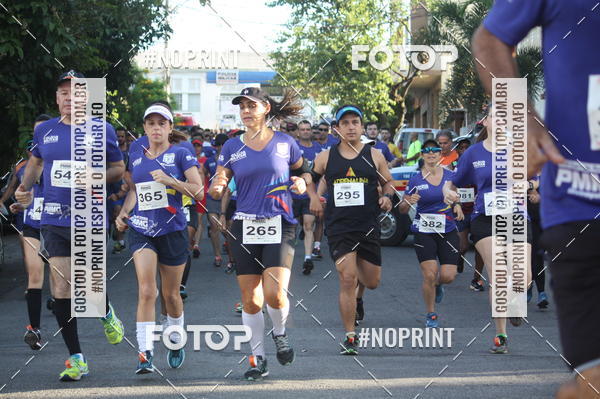 Buy your photos of the eventXVI CORRIDA R�STICA DA POL�CIA MILITAR DE MINAS GERAIS/DIVIN�POLIS on Fotop