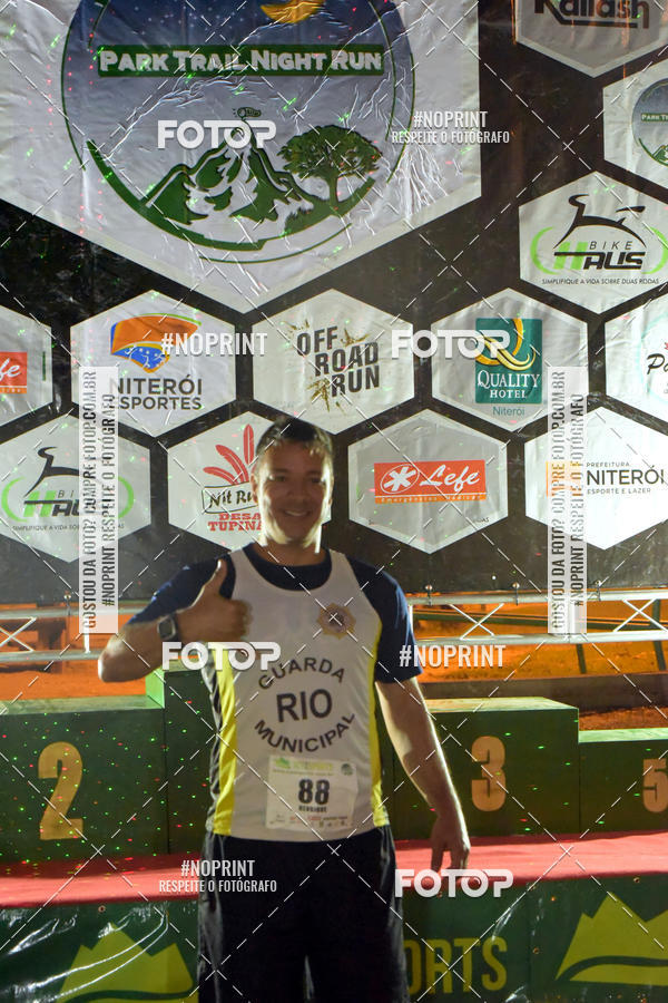Buy your photos of the eventPark Trail Night Run on Fotop