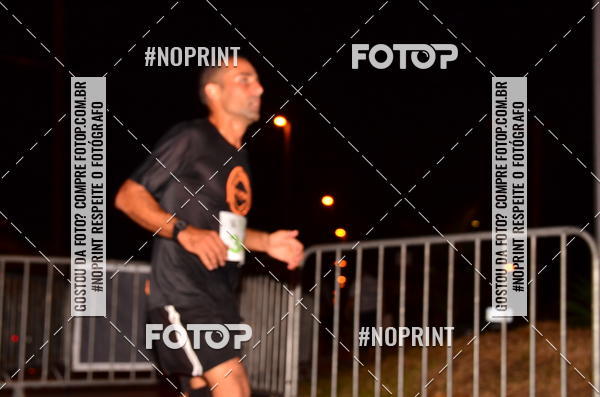 Buy your photos of the eventEclipse Night Run (Niter�i) on Fotop