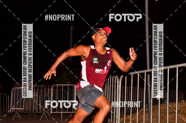 Buy your photos of the eventEclipse Night Run (Niter�i) on Fotop