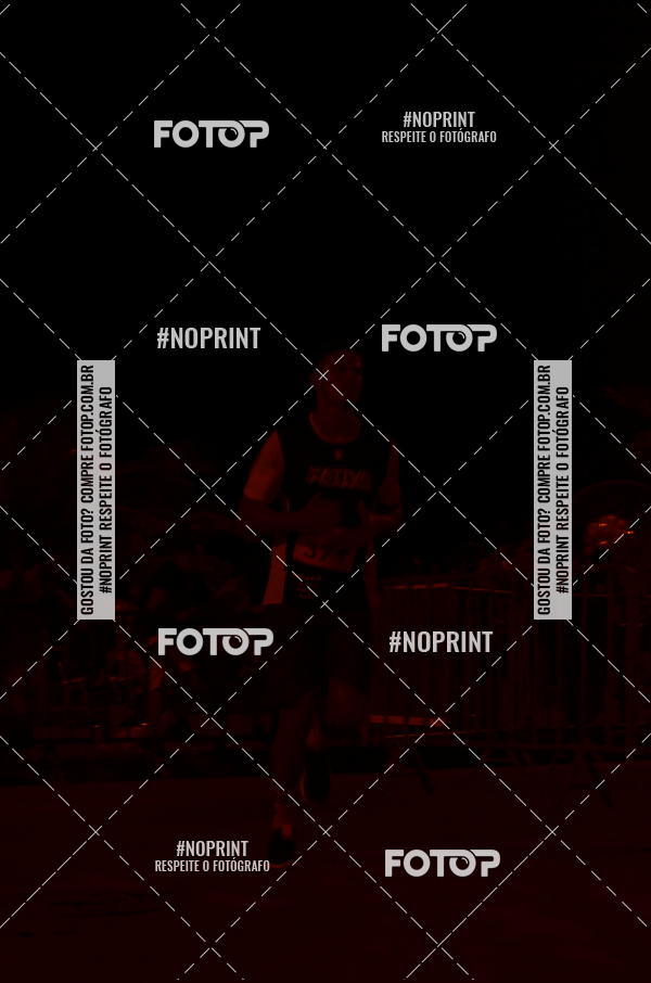 Buy your photos of the eventEclipse Night Run (Niter�i) on Fotop