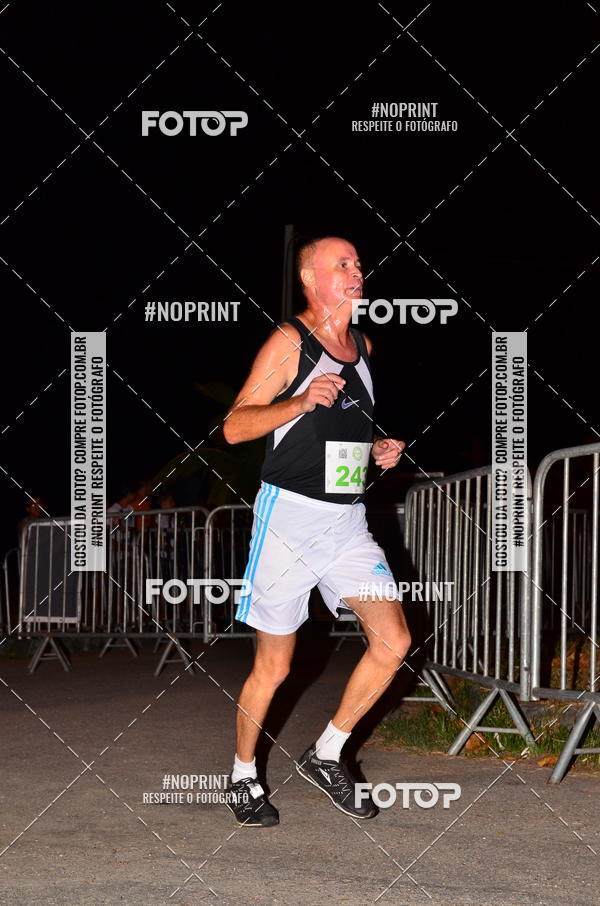 Buy your photos of the eventEclipse Night Run (Niter�i) on Fotop