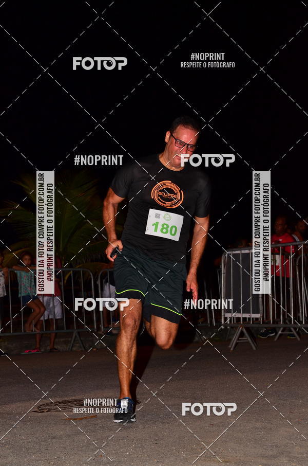 Buy your photos of the eventEclipse Night Run (Niter�i) on Fotop