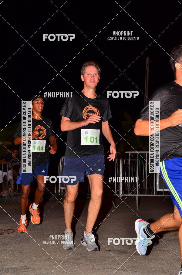 Buy your photos of the eventEclipse Night Run (Niter�i) on Fotop