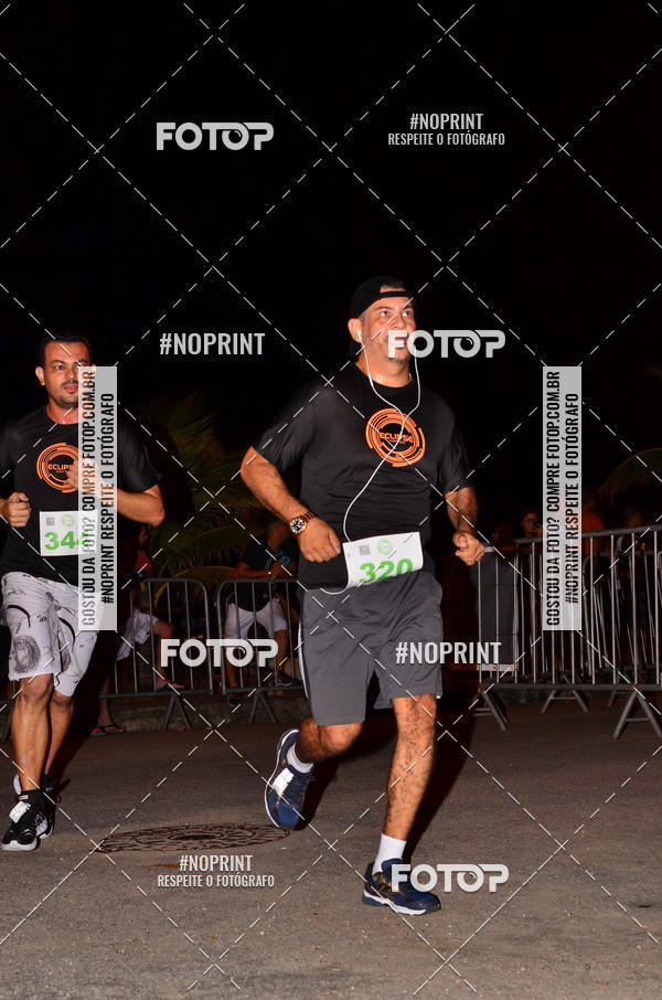 Buy your photos of the eventEclipse Night Run (Niter�i) on Fotop