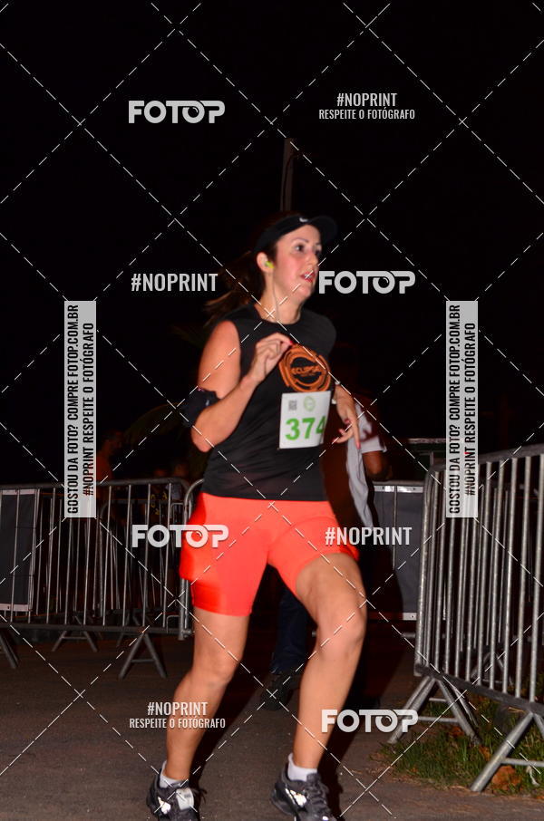 Buy your photos of the eventEclipse Night Run (Niter�i) on Fotop