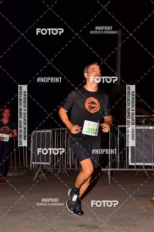 Buy your photos of the eventEclipse Night Run (Niter�i) on Fotop