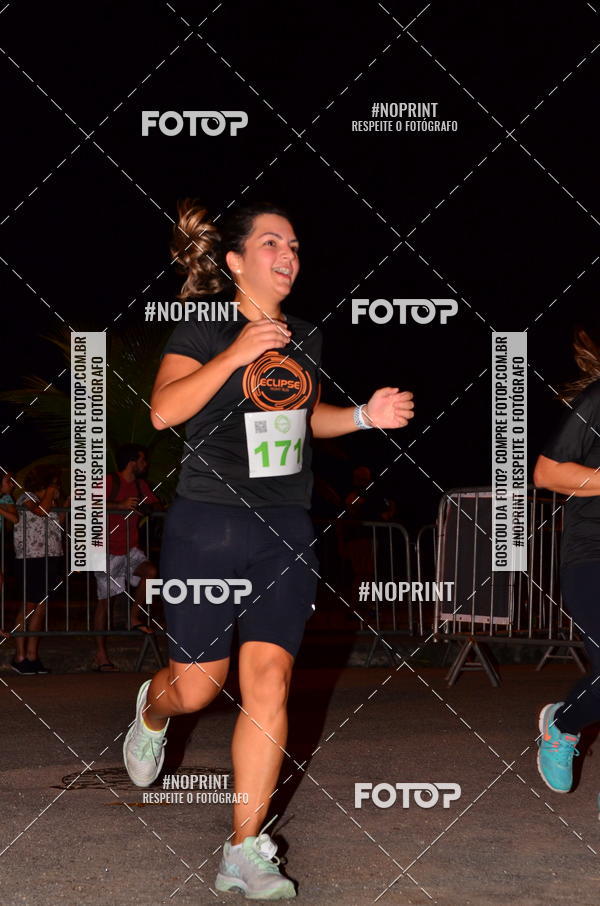 Buy your photos of the eventEclipse Night Run (Niter�i) on Fotop