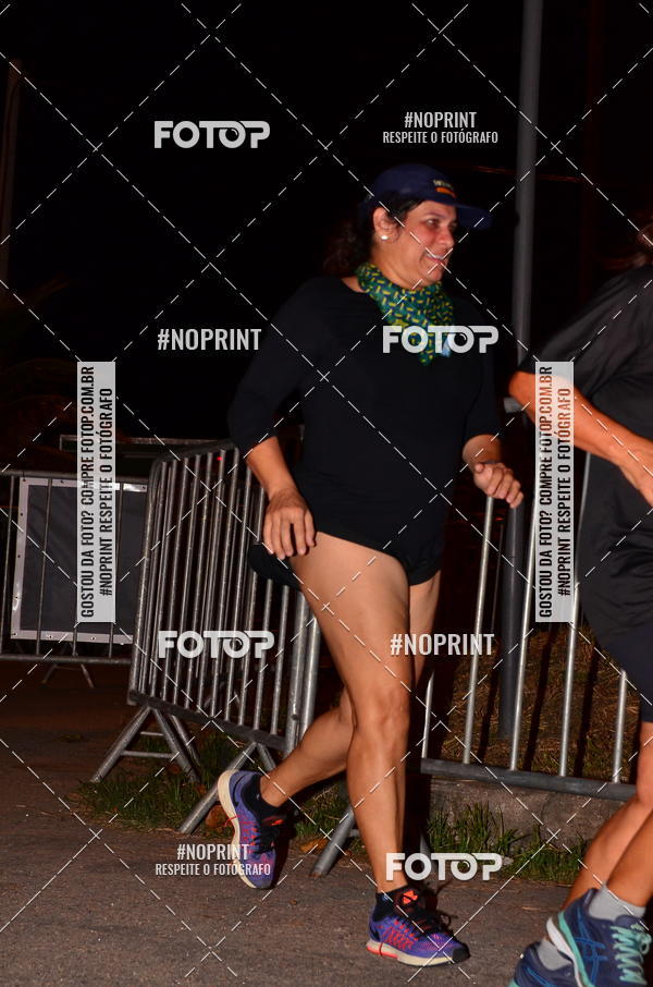 Buy your photos of the eventEclipse Night Run (Niter�i) on Fotop