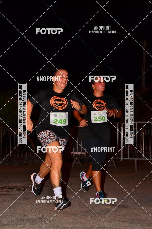 Buy your photos of the eventEclipse Night Run (Niter�i) on Fotop