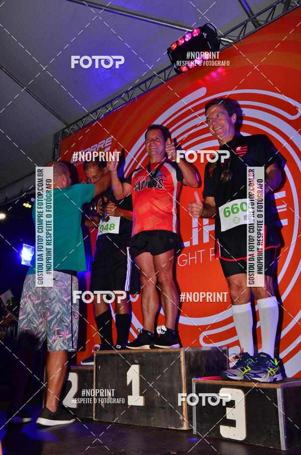 Buy your photos of the eventEclipse Night Run (Niter�i) on Fotop