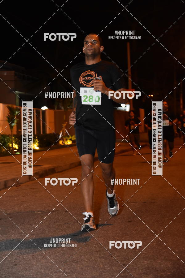 Buy your photos of the eventEclipse Night Run (Niter�i) on Fotop