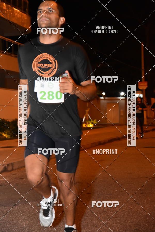 Buy your photos of the eventEclipse Night Run (Niter�i) on Fotop