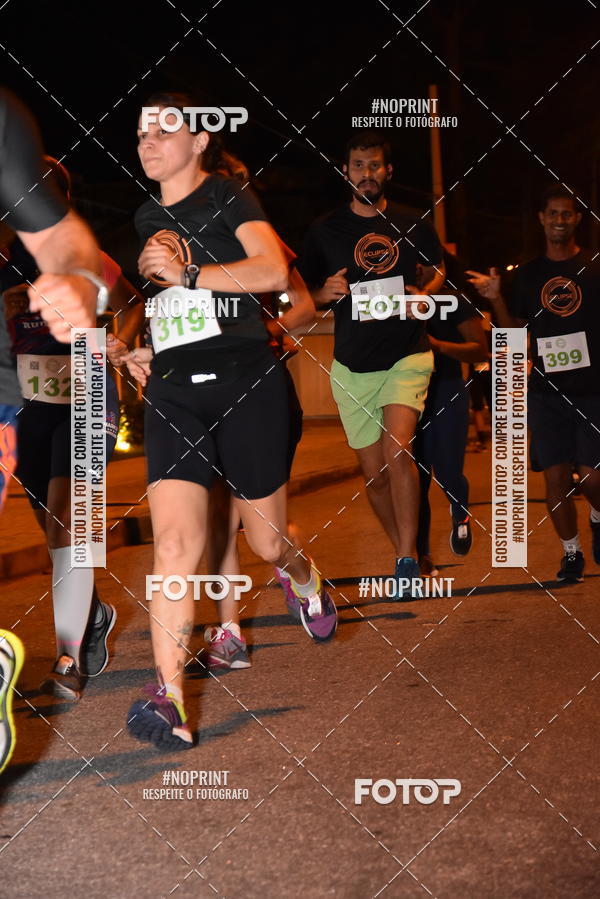 Buy your photos of the eventEclipse Night Run (Niter�i) on Fotop