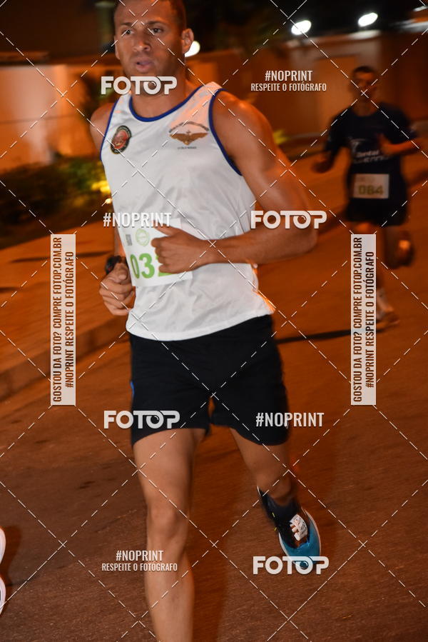 Buy your photos of the eventEclipse Night Run (Niteri) on Fotop