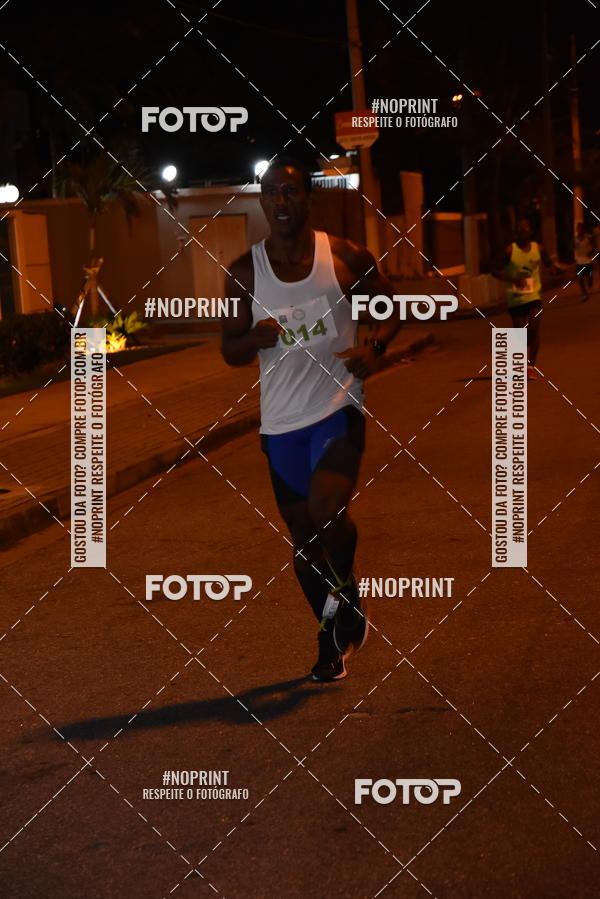 Buy your photos of the eventEclipse Night Run (Niteri) on Fotop