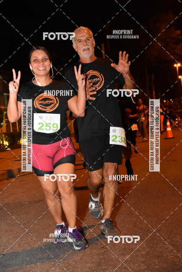 Buy your photos of the eventEclipse Night Run (Niter�i) on Fotop