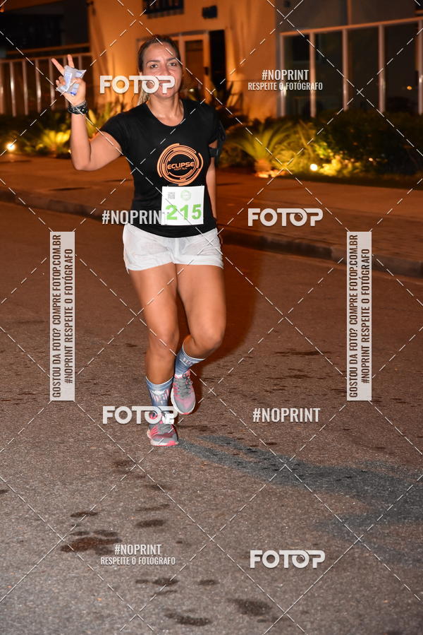 Buy your photos of the eventEclipse Night Run (Niteri) on Fotop