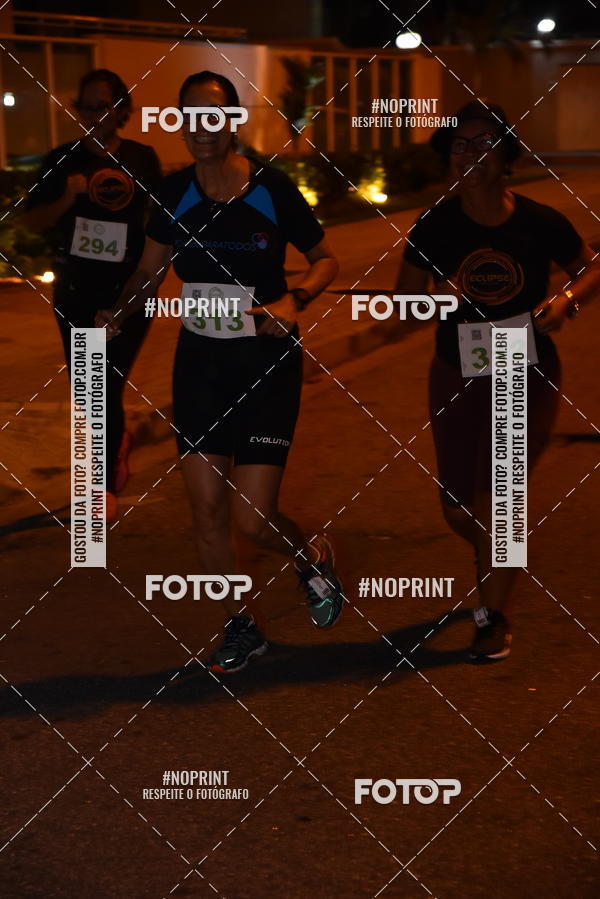 Buy your photos of the eventEclipse Night Run (Niter�i) on Fotop