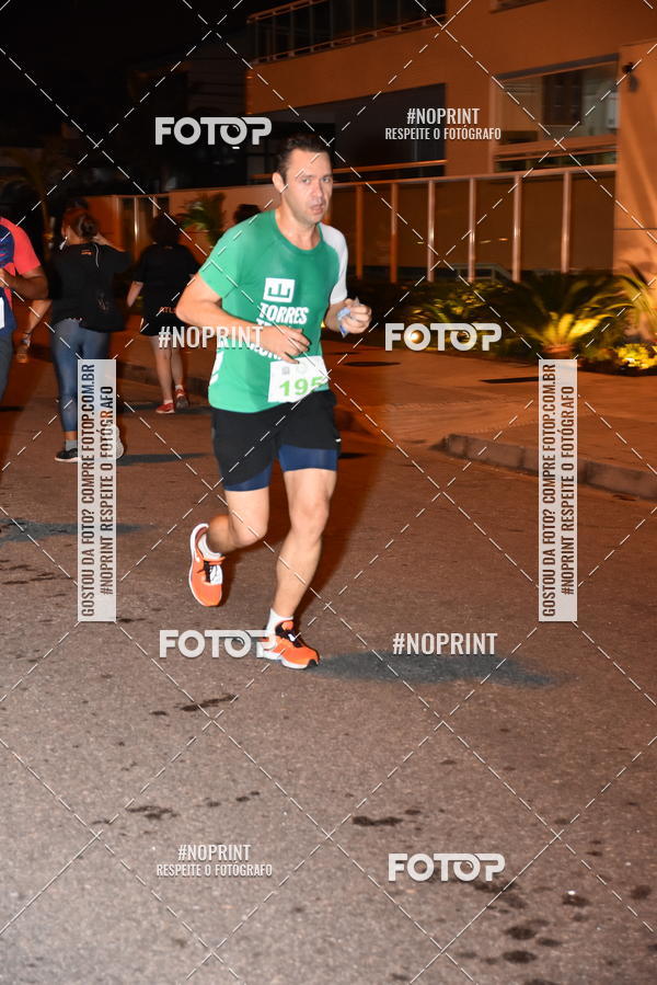 Buy your photos of the eventEclipse Night Run (Niter�i) on Fotop