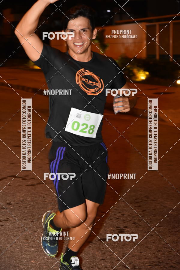 Buy your photos of the eventEclipse Night Run (Niter�i) on Fotop