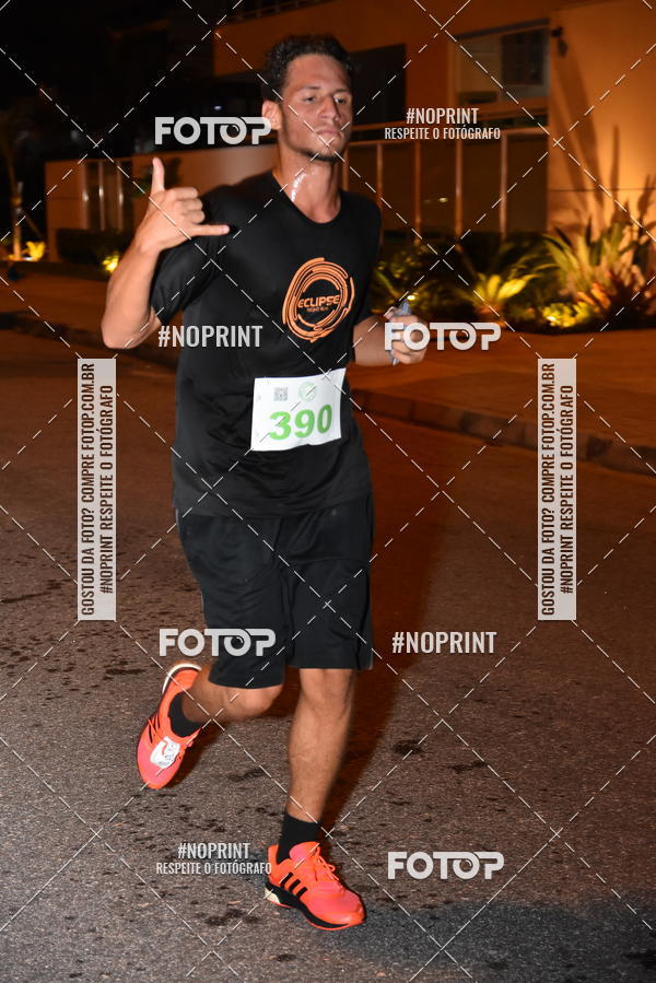 Buy your photos of the eventEclipse Night Run (Niter�i) on Fotop