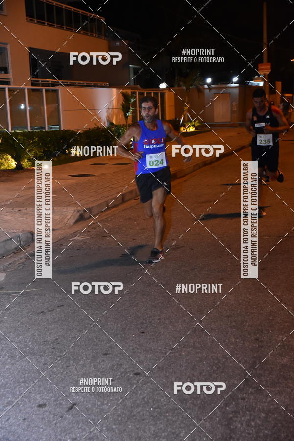 Buy your photos of the eventEclipse Night Run (Niteri) on Fotop