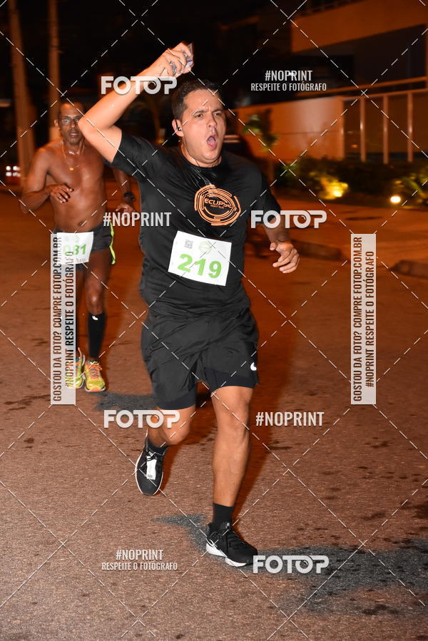 Buy your photos of the eventEclipse Night Run (Niter�i) on Fotop