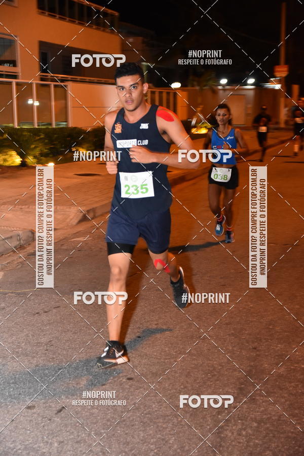 Buy your photos of the eventEclipse Night Run (Niteri) on Fotop