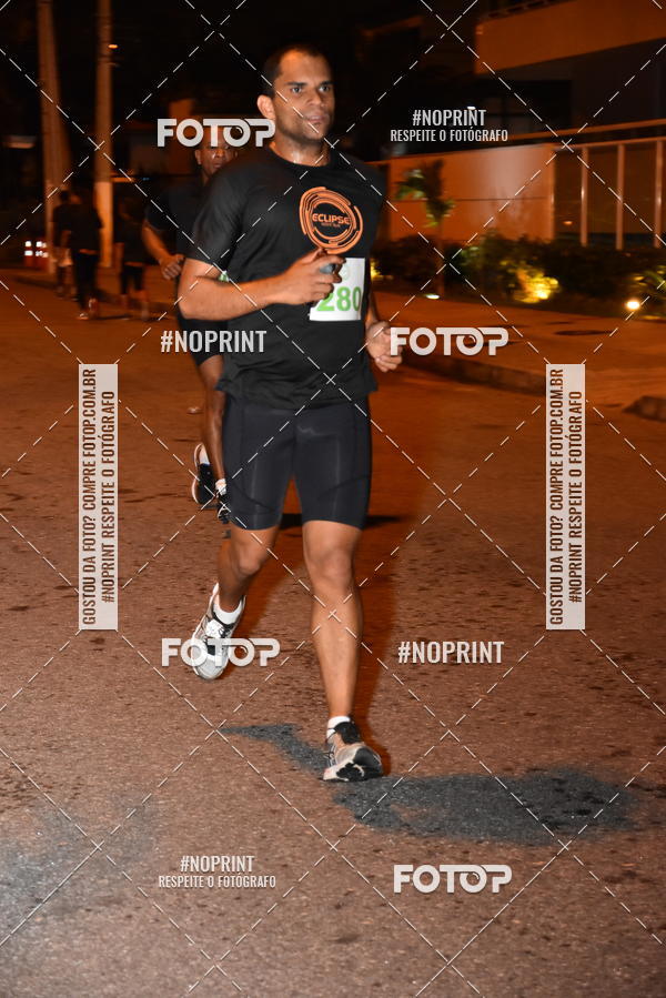 Buy your photos of the eventEclipse Night Run (Niter�i) on Fotop