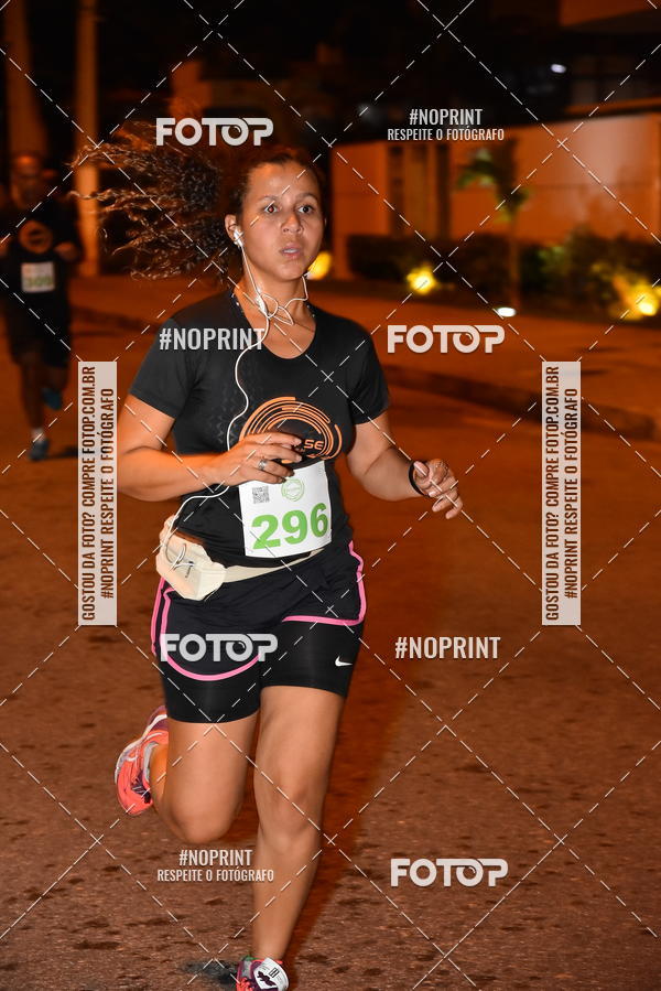 Buy your photos of the eventEclipse Night Run (Niter�i) on Fotop