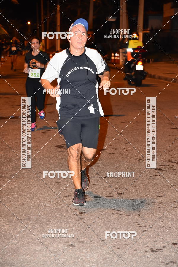 Buy your photos of the eventEclipse Night Run (Niter�i) on Fotop