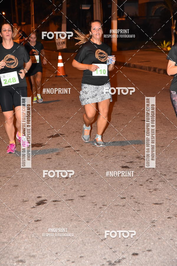Buy your photos of the eventEclipse Night Run (Niter�i) on Fotop