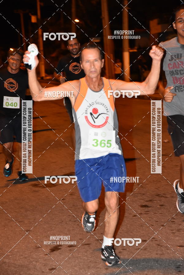 Buy your photos of the eventEclipse Night Run (Niter�i) on Fotop