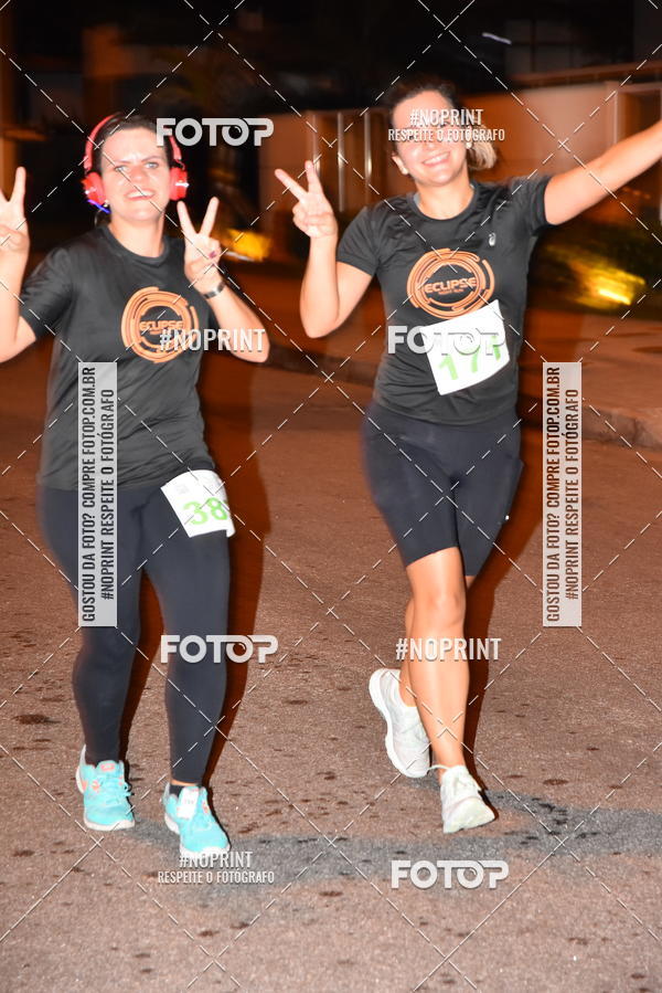 Buy your photos of the eventEclipse Night Run (Niter�i) on Fotop