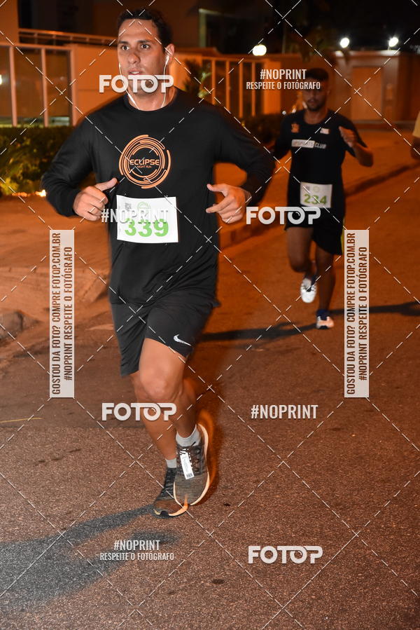 Buy your photos of the eventEclipse Night Run (Niter�i) on Fotop