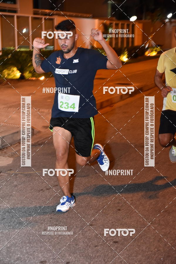 Buy your photos of the eventEclipse Night Run (Niter�i) on Fotop