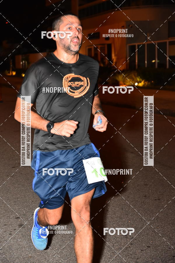 Buy your photos of the eventEclipse Night Run (Niter�i) on Fotop